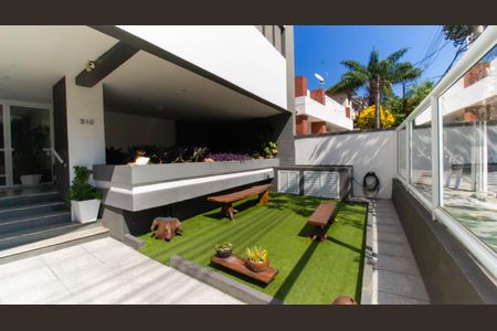 Apartamento à venda com 67m², 2 quartos e 1 vaga Apartamento à venda com 67m², 2 quartos e 1 vagaFachada