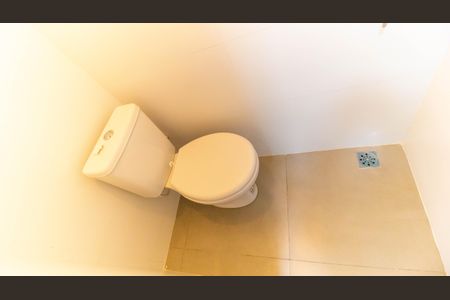 Apartamento à venda com 67m², 2 quartos e 1 vaga Apartamento à venda com 67m², 2 quartos e 1 vagaBanheiro de Serviço