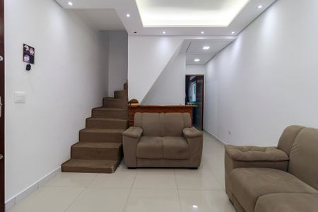 Casa à venda com 119m², 3 quartos e 2 vagas Casa à venda com 119m², 3 quartos e 2 vagasSala