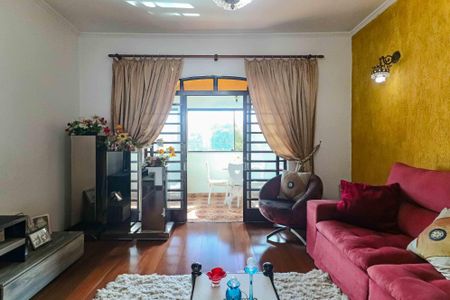 Sala de casa à venda com 5 quartos, 250m² em Jardim Ester, São Paulo