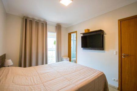 Apartamento à venda com 82m², 3 quartos e 2 vagas Apartamento à venda com 82m², 3 quartos e 2 vagasSuíte