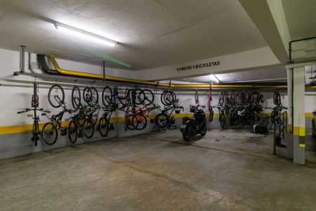 Apartamento para alugar com 166m², 3 quartos e 3 vagas Apartamento para alugar com 166m², 3 quartos e 3 vagasBicicletário