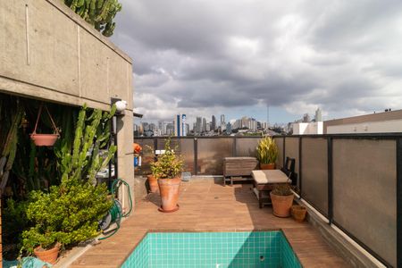 Apartamento para alugar com 166m², 3 quartos e 3 vagas Apartamento para alugar com 166m², 3 quartos e 3 vagasPiscina