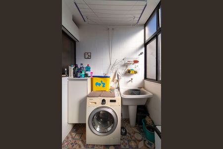 Apartamento para alugar com 166m², 3 quartos e 3 vagas Apartamento para alugar com 166m², 3 quartos e 3 vagasÁrea de Serviço