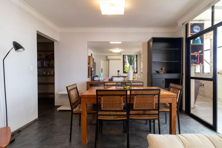 Apartamento para alugar com 166m², 3 quartos e 3 vagas Apartamento para alugar com 166m², 3 quartos e 3 vagasSala de Jantar