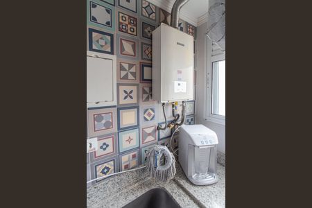 Apartamento à venda com 144m², 2 quartos e 2 vagas Apartamento à venda com 144m², 2 quartos e 2 vagasÁrea de Serviço