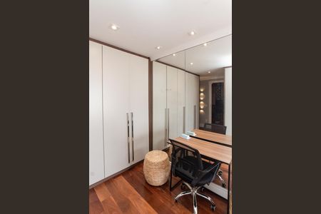 Apartamento à venda com 144m², 2 quartos e 2 vagas Apartamento à venda com 144m², 2 quartos e 2 vagasSuíte 1