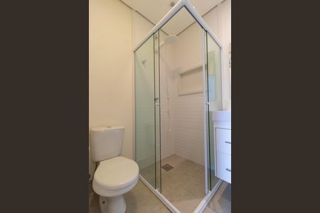 Casa à venda com 200m², 3 quartos e 3 vagasBanheiro da Suíte 01