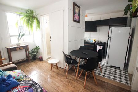 Apartamento à venda com 38m², 2 quartos e 1 vaga Apartamento à venda com 38m², 2 quartos e 1 vagaSala