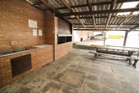 Apartamento à venda com 38m², 2 quartos e 1 vaga Apartamento à venda com 38m², 2 quartos e 1 vagaÁrea comum - Churrasqueira