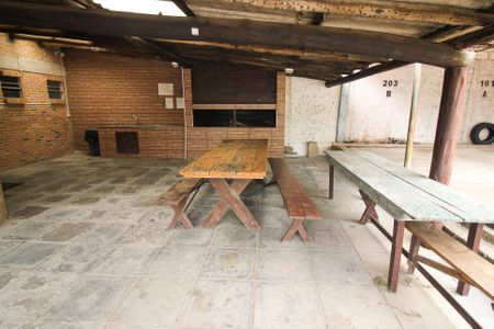 Apartamento à venda com 38m², 2 quartos e 1 vaga Apartamento à venda com 38m², 2 quartos e 1 vagaÁrea comum - Churrasqueira