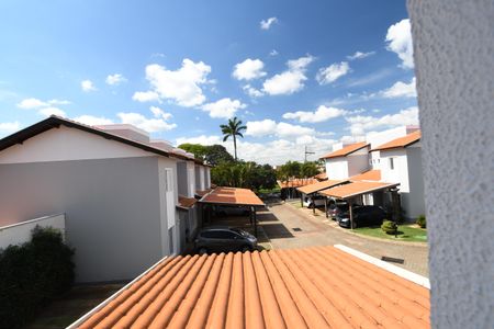 Casa de condomínio à venda com 100m², 3 quartos e 2 vagasQuarto 2 - Vista