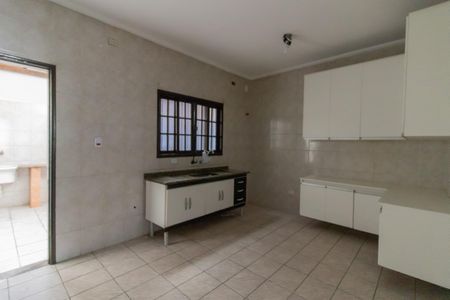 Casa à venda com 141m², 3 quartos e 2 vagas Casa à venda com 141m², 3 quartos e 2 vagasCozinha