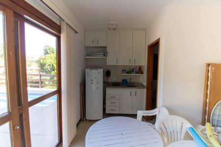 Casa de condomínio à venda com 300m², 5 quartos e 2 vagas Casa de condomínio à venda com 300m², 5 quartos e 2 vagasSuíte Externa