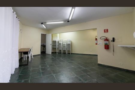 Apartamento à venda com 47m², 2 quartos e 1 vaga Apartamento à venda com 47m², 2 quartos e 1 vagaÁrea comum - Salão de festas