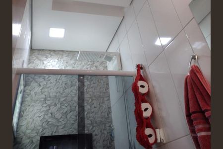 Apartamento à venda com 110m², 2 quartos e 2 vagas Apartamento à venda com 110m², 2 quartos e 2 vagasBanheiro da Suíte