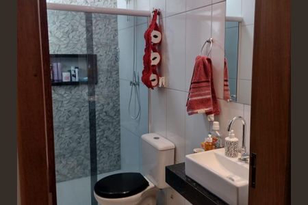 Apartamento à venda com 110m², 2 quartos e 2 vagas Apartamento à venda com 110m², 2 quartos e 2 vagasBanheiro da Suíte