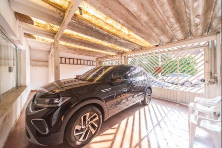 Casa à venda com 196m², 3 quartos e 2 vagas Casa à venda com 196m², 3 quartos e 2 vagasGaragem