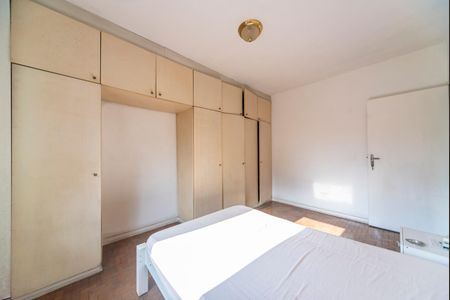 Casa à venda com 196m², 3 quartos e 2 vagas Casa à venda com 196m², 3 quartos e 2 vagasQuarto 1