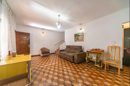 Casa à venda com 196m², 3 quartos e 2 vagas Casa à venda com 196m², 3 quartos e 2 vagasSala