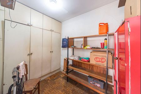 Casa à venda com 196m², 3 quartos e 2 vagas Casa à venda com 196m², 3 quartos e 2 vagasQuarto de Serviço