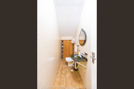 Casa à venda com 196m², 3 quartos e 2 vagas Casa à venda com 196m², 3 quartos e 2 vagasLavabo