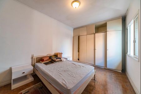 Casa à venda com 196m², 3 quartos e 2 vagas Casa à venda com 196m², 3 quartos e 2 vagasQuarto 3