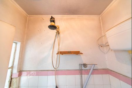 Casa à venda com 196m², 3 quartos e 2 vagas Casa à venda com 196m², 3 quartos e 2 vagasBanheiro de serviço