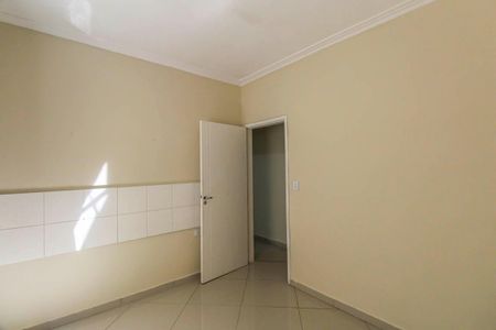 Casa à venda com 240m², 4 quartos e 2 vagas Casa à venda com 240m², 4 quartos e 2 vagasQuarto 2