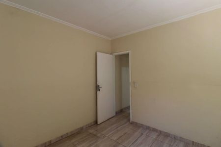 Casa à venda com 240m², 4 quartos e 2 vagas Casa à venda com 240m², 4 quartos e 2 vagasQuarto 4