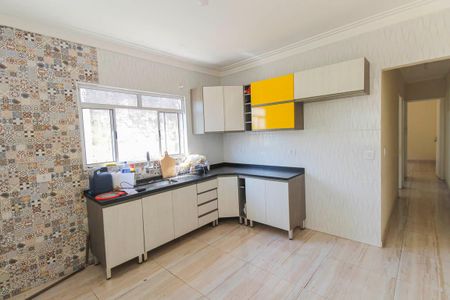 Casa à venda com 240m², 4 quartos e 2 vagas Casa à venda com 240m², 4 quartos e 2 vagasCozinha 2