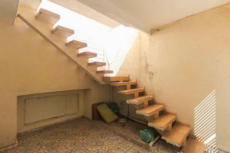 Casa à venda com 240m², 4 quartos e 2 vagas Casa à venda com 240m², 4 quartos e 2 vagasGaragem
