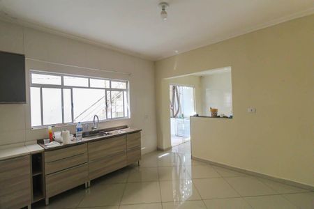 Casa à venda com 240m², 4 quartos e 2 vagas Casa à venda com 240m², 4 quartos e 2 vagasCozinha 1