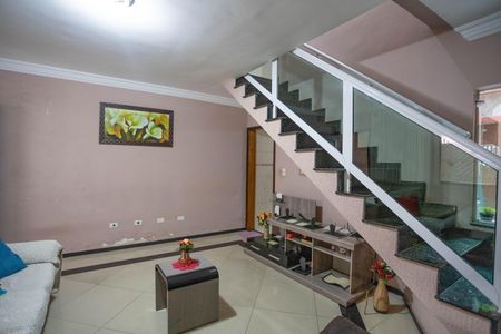 Casa à venda com 220m², 3 quartos e 2 vagas Casa à venda com 220m², 3 quartos e 2 vagasSala