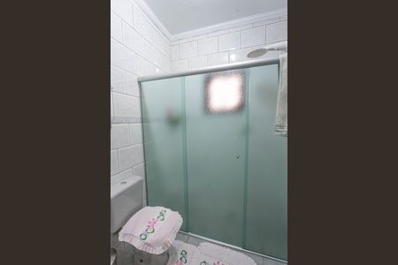 Casa à venda com 220m², 3 quartos e 2 vagas Casa à venda com 220m², 3 quartos e 2 vagasBanheiro Social
