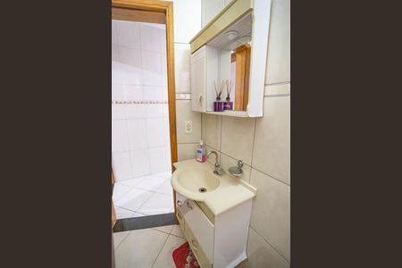 Casa à venda com 220m², 3 quartos e 2 vagas Casa à venda com 220m², 3 quartos e 2 vagasLavabo