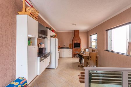 Casa à venda com 220m², 3 quartos e 2 vagas Casa à venda com 220m², 3 quartos e 2 vagasÁrea de lazer
