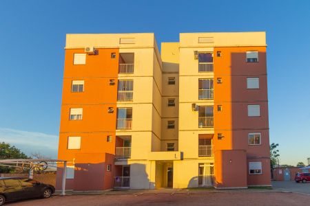 Apartamento à venda com 52m², 2 quartos e 1 vaga Apartamento à venda com 52m², 2 quartos e 1 vagaFachada