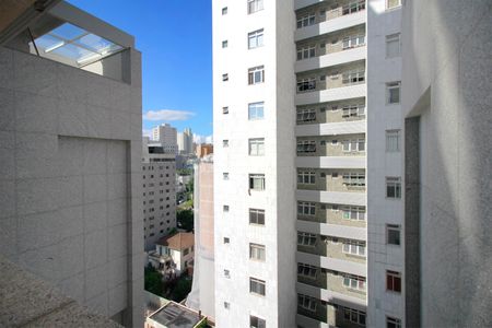 Apartamento à venda com 60m², 2 quartos e 2 vagasVista da Sala