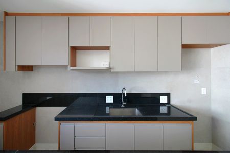 Apartamento à venda com 60m², 2 quartos e 2 vagasCozinha