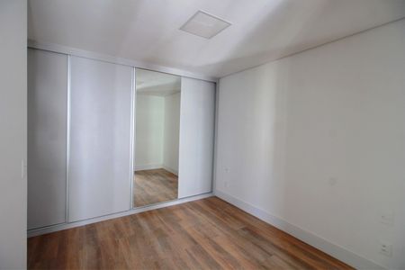 Apartamento à venda com 60m², 2 quartos e 2 vagasSuite 1