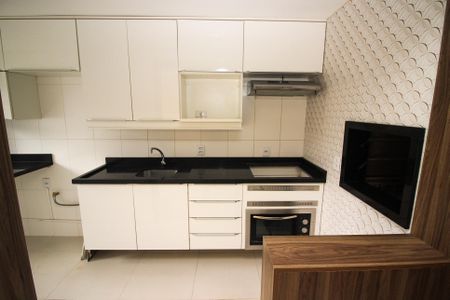 Apartamento à venda com 58m², 2 quartos e 1 vaga Apartamento à venda com 58m², 2 quartos e 1 vagaCozinha e Área de Serviço