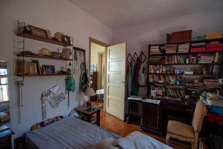 Casa à venda com 260m², 3 quartos e 4 vagasQuarto 2