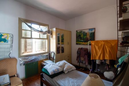 Casa à venda com 260m², 3 quartos e 4 vagasQuarto 2