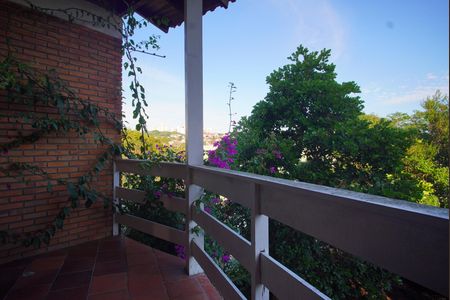 Casa à venda com 230m², 3 quartos e 2 vagasVaranda do Quarto 