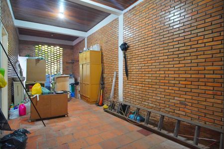 Casa à venda com 230m², 3 quartos e 2 vagasGaragem