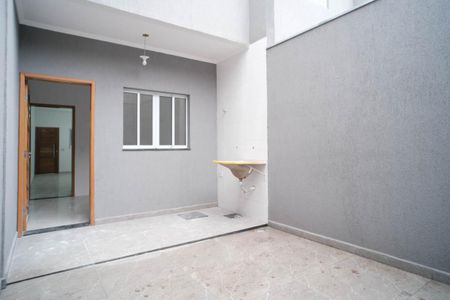 Casa à venda com 109m², 3 quartos e 2 vagasLavanderia