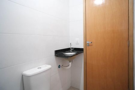 Casa à venda com 109m², 3 quartos e 2 vagasBanheiro Social