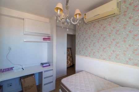 Apartamento à venda com 166m², 3 quartos e 3 vagas Apartamento à venda com 166m², 3 quartos e 3 vagasSuíte 02