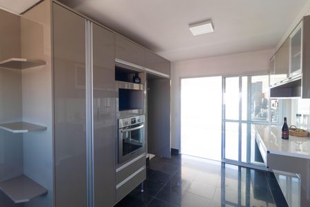 Apartamento à venda com 166m², 3 quartos e 3 vagas Apartamento à venda com 166m², 3 quartos e 3 vagasCozinha